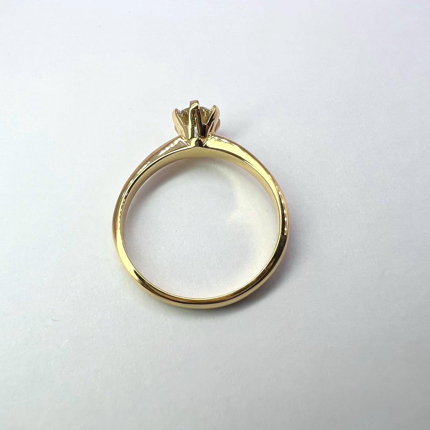 Solitaire Diamond Ring | 0.68ct Round Brilliant Cut in 18ct Yellow Gold