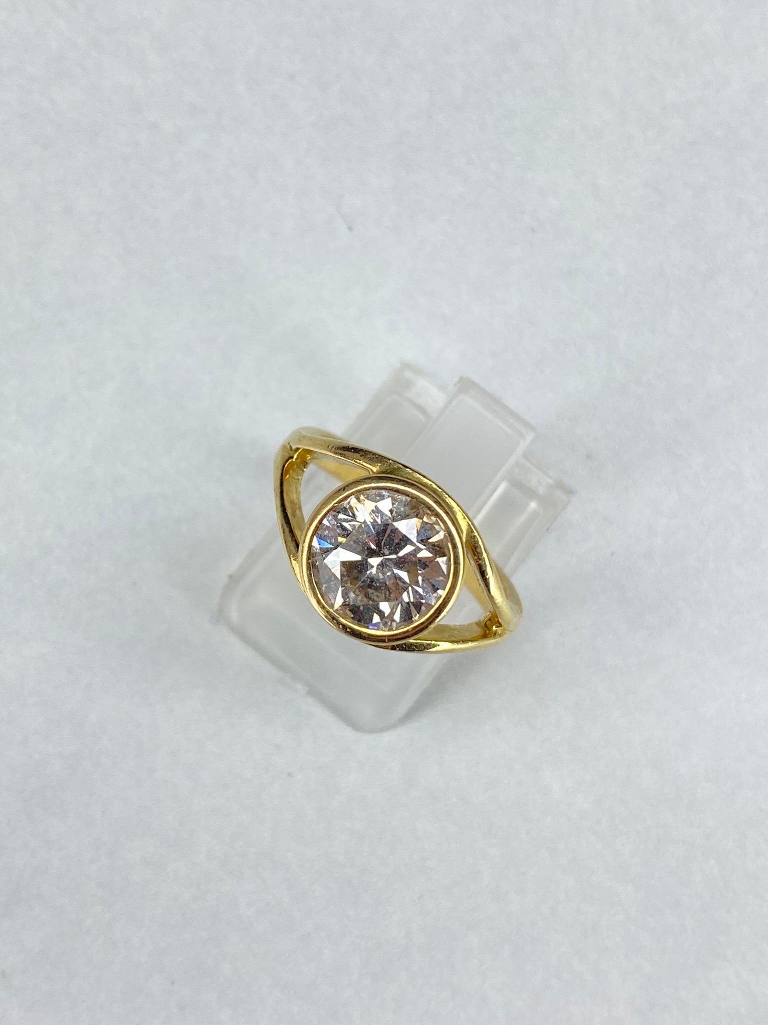 2.53ct Diamond Eye Engagement Ring – 18K Yellow Gold Hallmarked