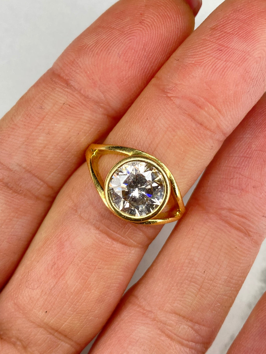 2.53ct Diamond Eye Engagement Ring – 18K Yellow Gold Hallmarked