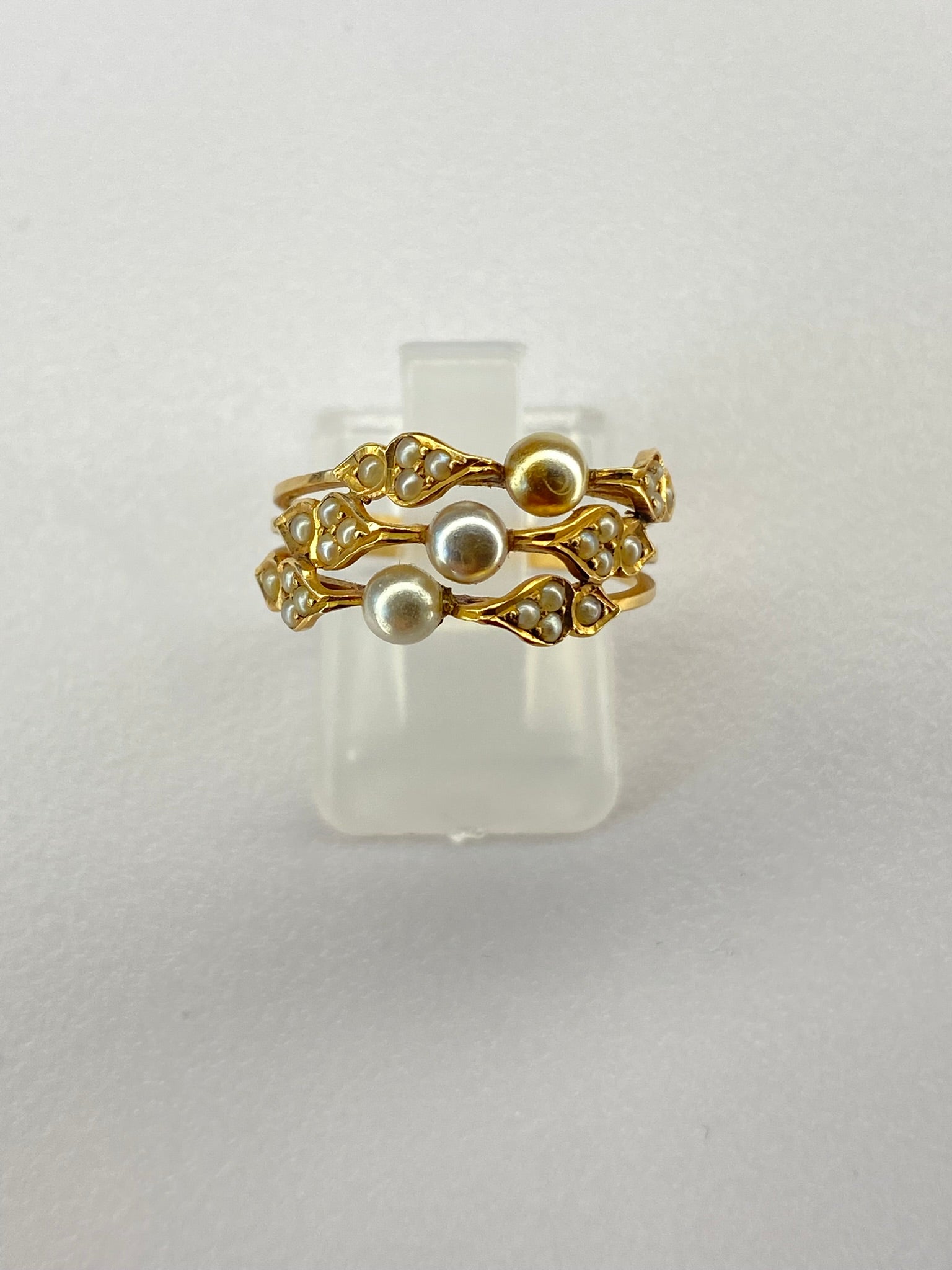 Share Natural Seed Pearl Ring Openwork Foliate Design Size N 2.94g 18K Gold Tested
