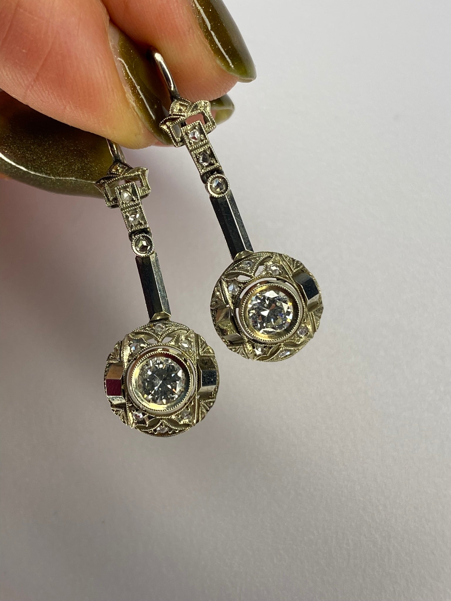 Vintage Diamond Drop Earrings Approx. 1.00ct Total Diamond 18ct White Gold Lever