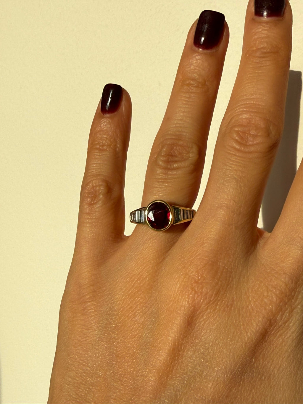 Vintage 1970s Ruby & Diamond 18ct Gold Ring