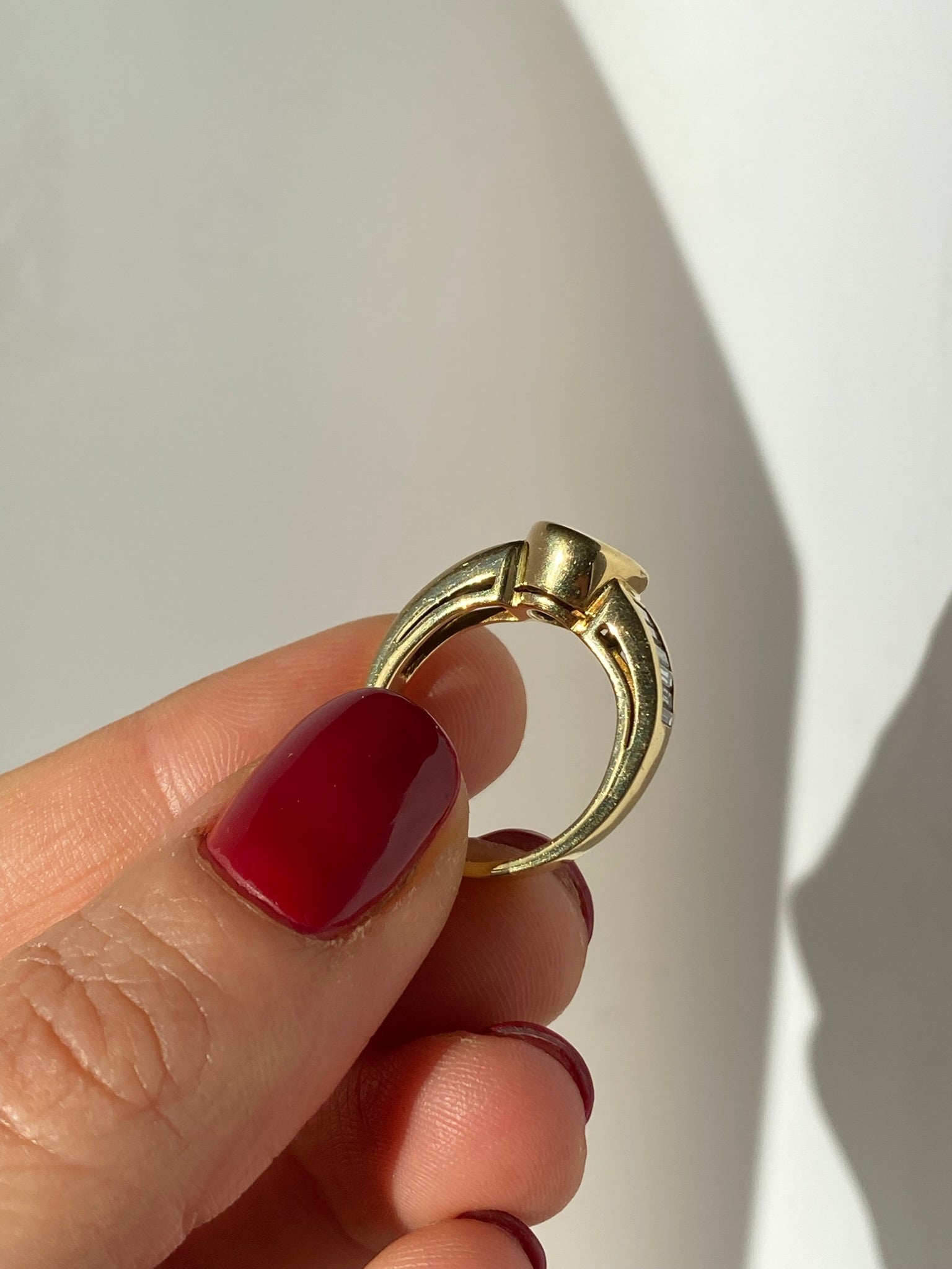 Vintage 1970s Ruby & Diamond 18ct Gold Ring