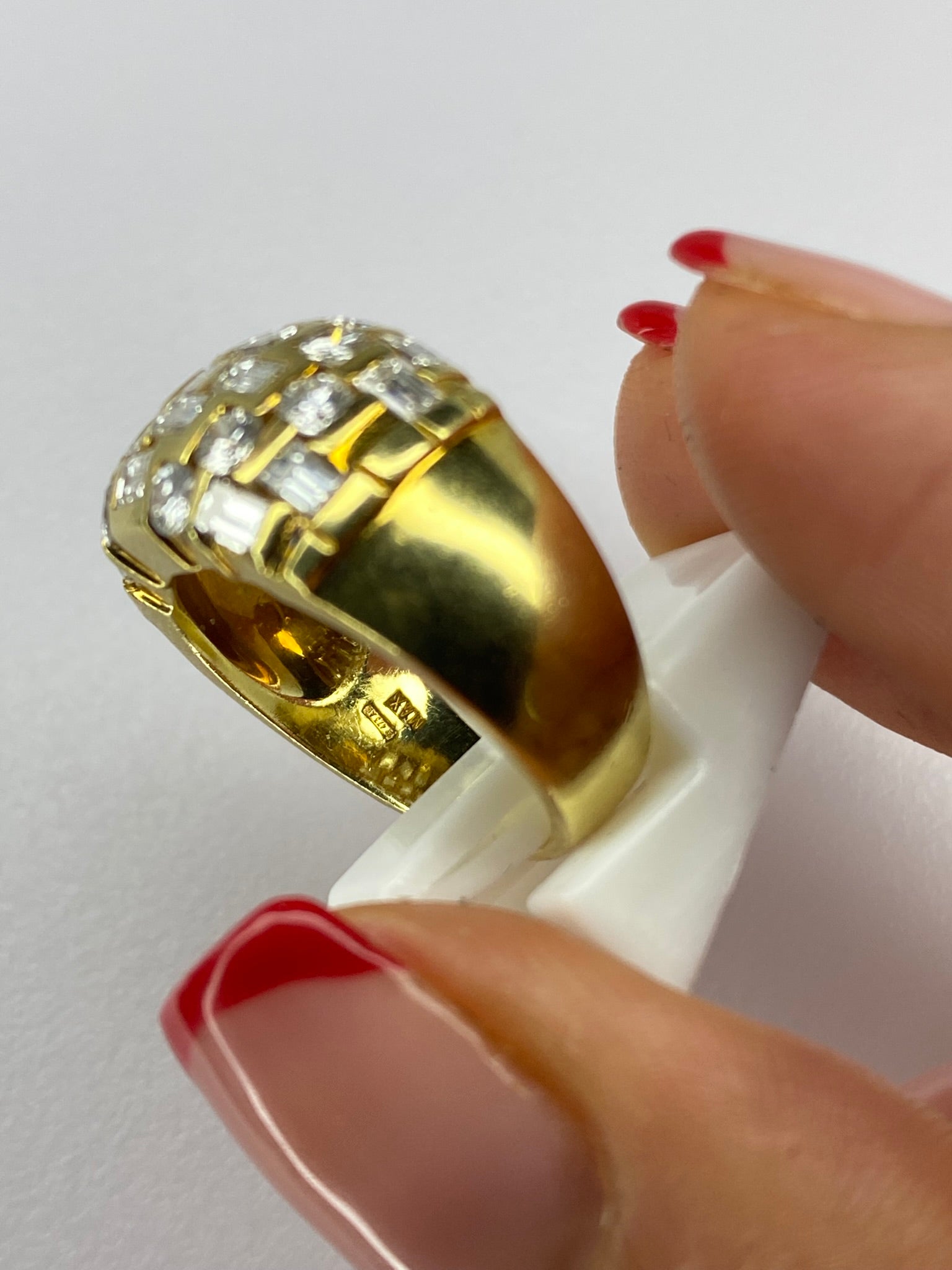 1.35ct Mixed Cut Diamond Chunky Ring | Baguette & Round | 18K Yellow Gold