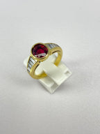 Vintage 1970s Ruby & Diamond 18ct Gold Ring