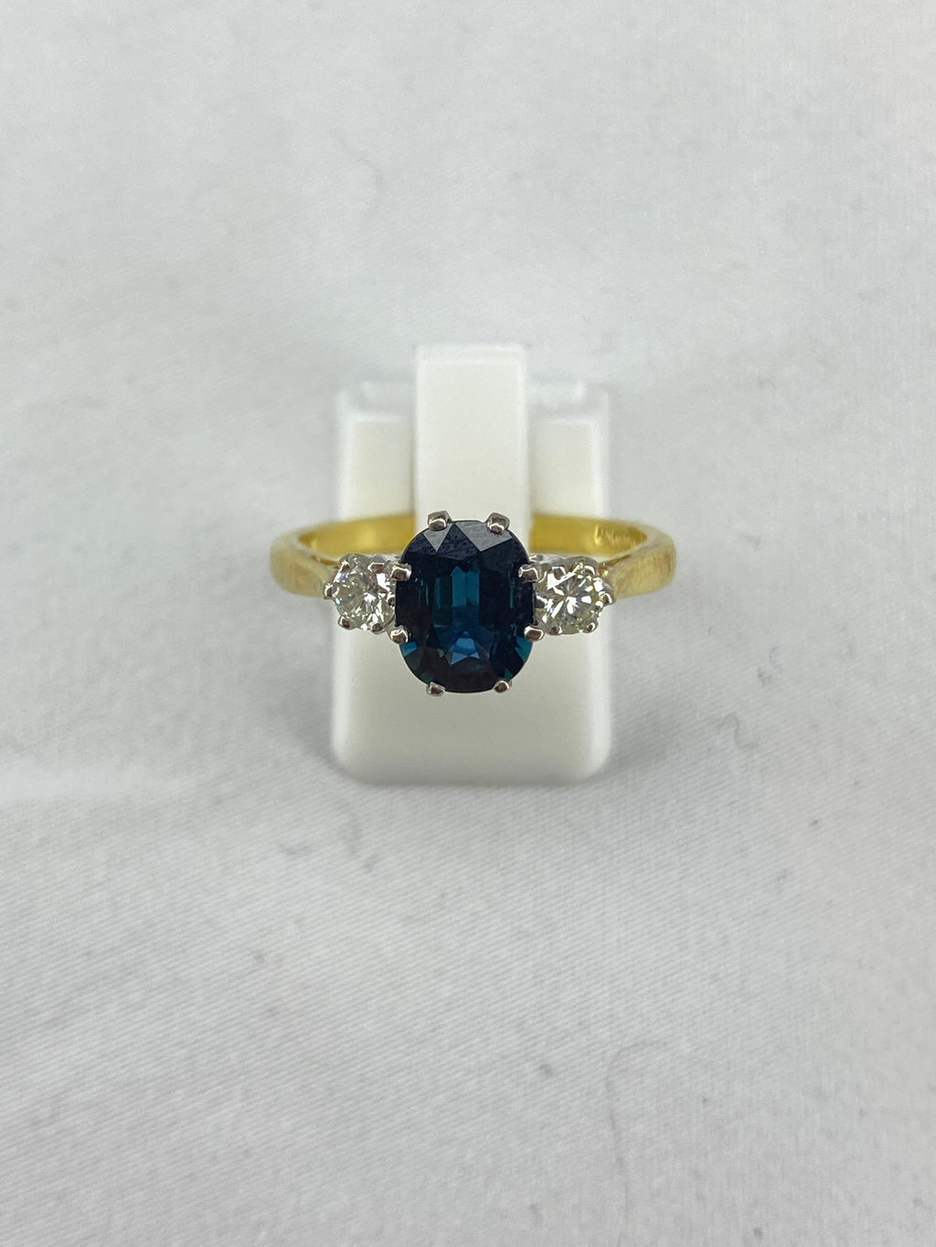 Sapphire & Diamond Three Stone Ring | 1.40ct Sapphire | 18ct Gold