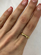 18K Yellow Gold Wedding Band | Classic Polished Gold Ring