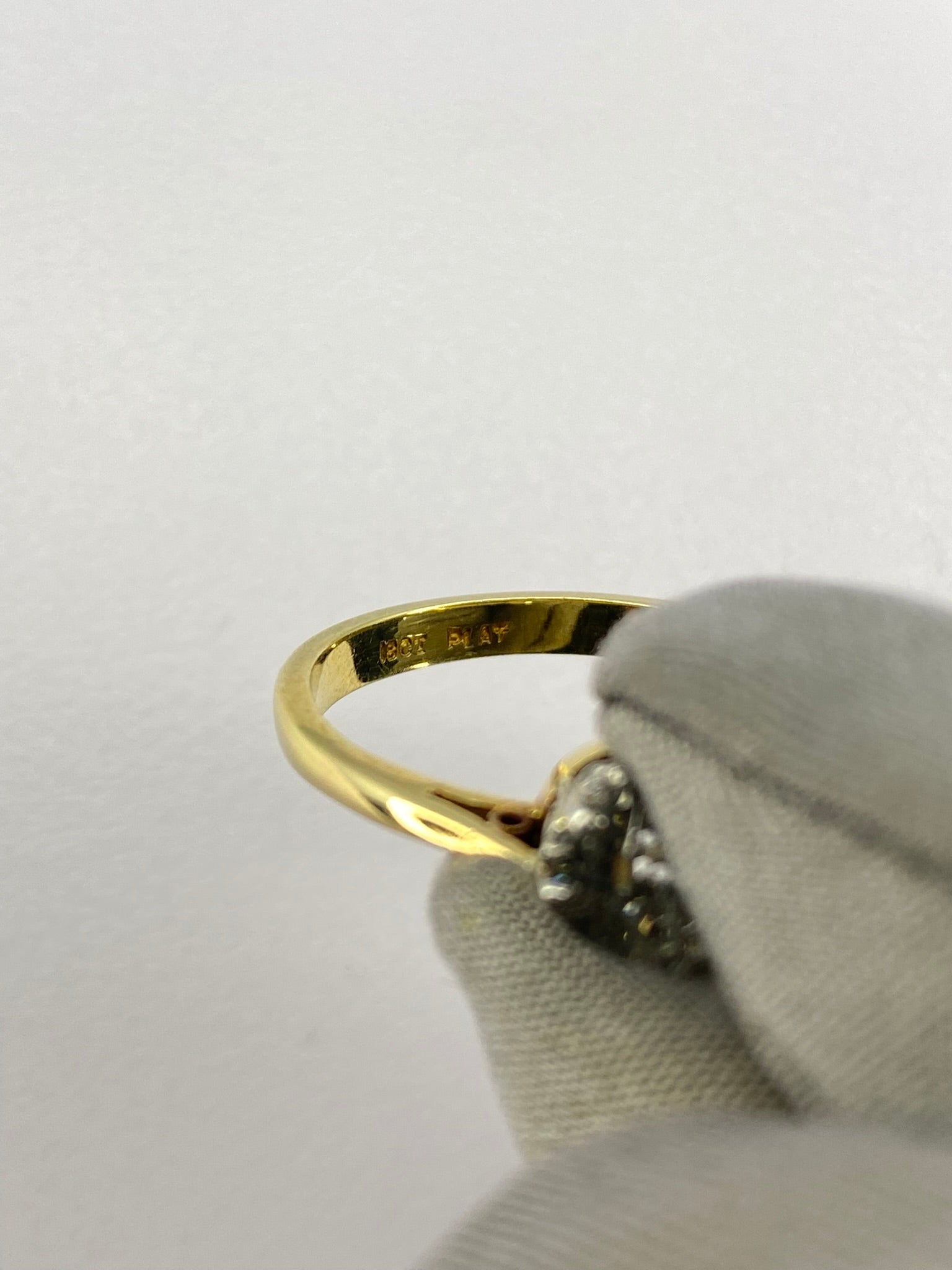 1.40ct Diamond Solitaire Engagement Ring F–G SI3 Platinum & 18ct Gold